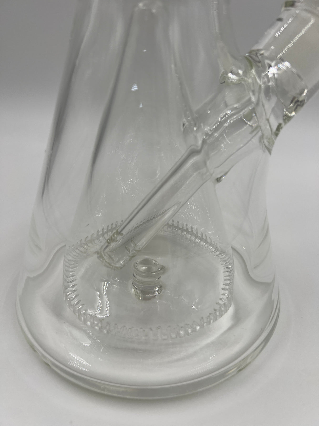 15" Sandblasted Mushroom Theme Pyramid Beaker Bong