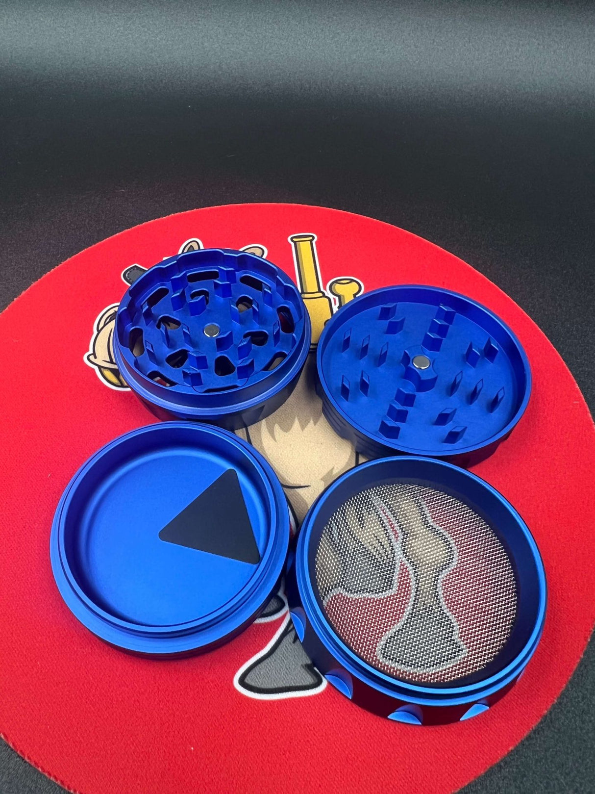 2.5" Crave 4 Piece Grinder w. Shovel