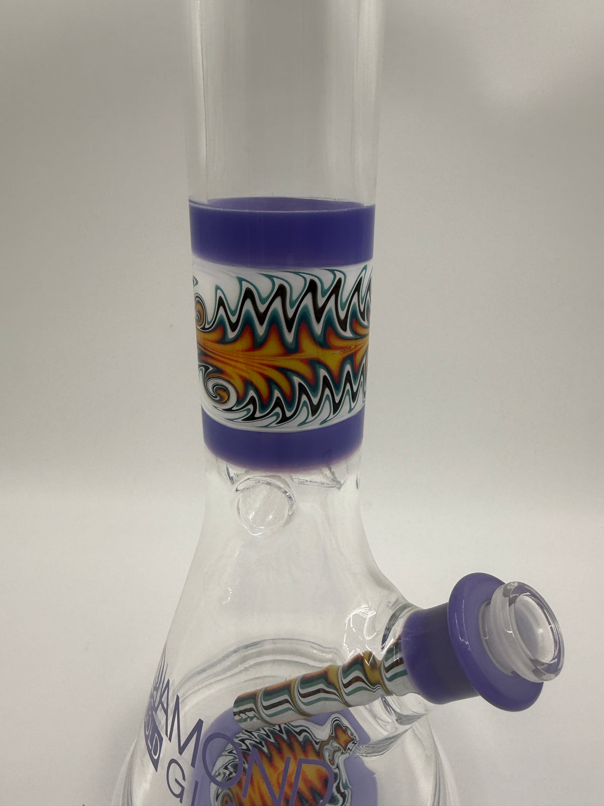 CLOSEOUT 16" Diamond Glass WigWag Beaker Bong