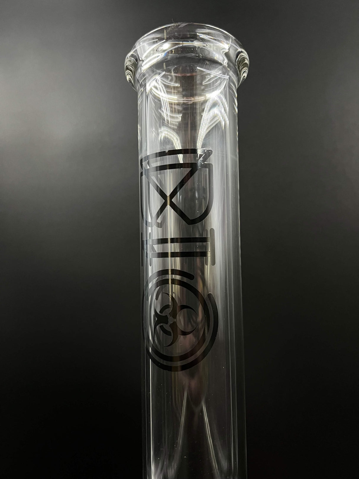 18" BIO Glass Classic Straight Tube Bong