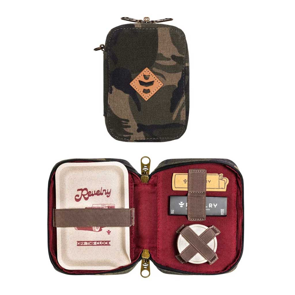 REVELRY ROLLING KIT TRAVELER